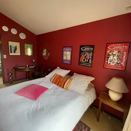 D Hotes, La Maison De Kat Lamothe-Capdeville