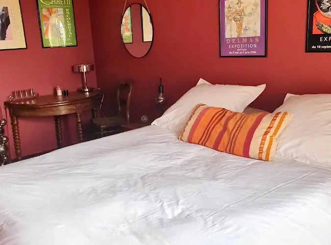 Nocleg ze śniadaniem D Hotes, La Maison De Kat 3*